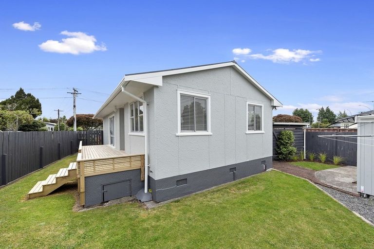 Photo of property in 15 Smith Street, Frankton, Hamilton, 3204