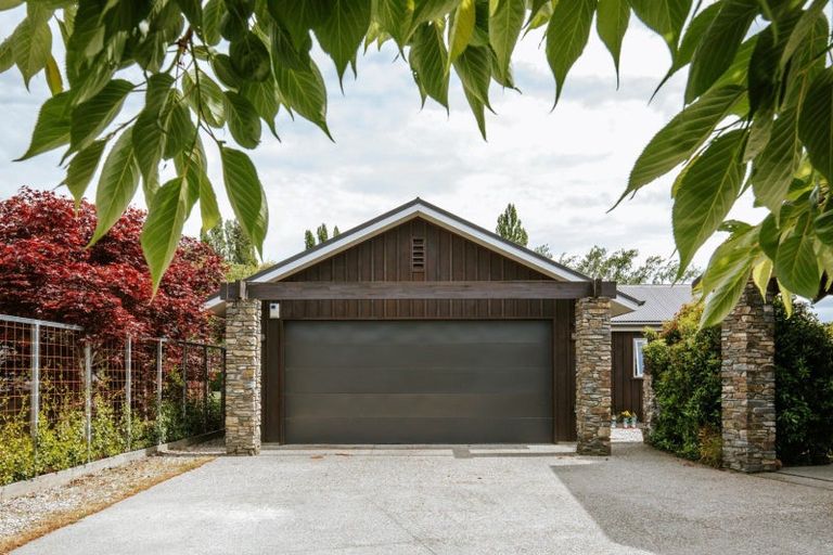Photo of property in 16 Lansdown Street, Wanaka, 9305