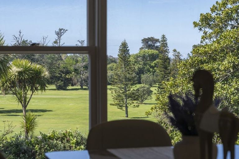 Photo of property in 15 Benders Avenue, Hillcrest, Auckland, 0627