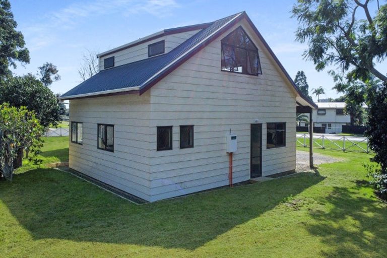 Photo of property in 1 Pioneer Place, Matata, Whakatane, 3194