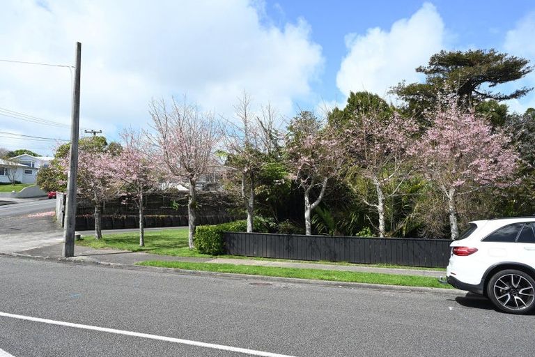 Photo of property in 72 Gilbert Street, New Plymouth, 4310