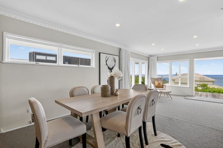 Photo of property in 2/33 Gulf View Road, Murrays Bay, Auckland, 0630