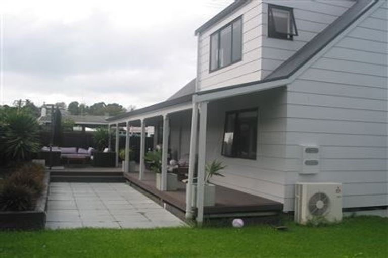Photo of property in 2/87 Nile Road, Milford, Auckland, 0620