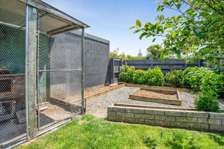 Photo of property in 8 Glamis Avenue, Bell Block, New Plymouth, 4312