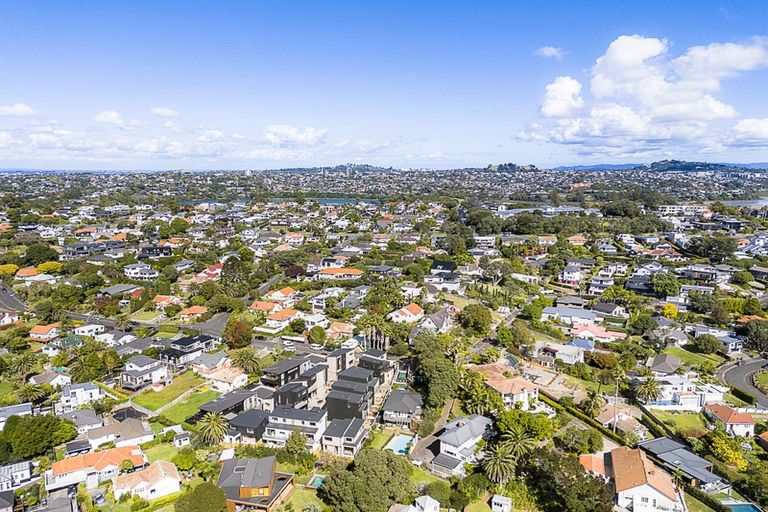 Photo of property in 3/165 Wellington Street, Howick, Auckland, 2014