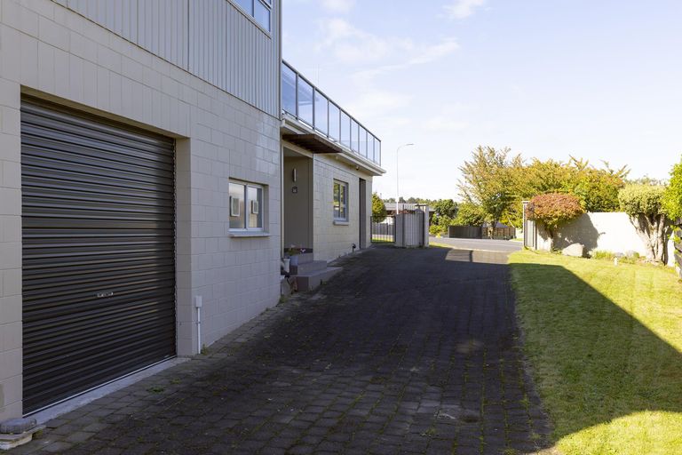 Photo of property in 50 Birch Street, Hilltop, Taupo, 3330