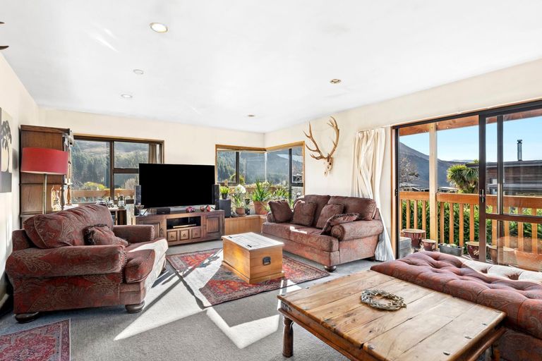 Photo of property in 19 Parry Crescent, Lake Hawea, Wanaka, 9382
