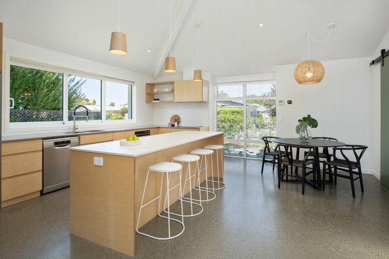 Photo of property in 12 Ward Street, Springlands, Blenheim, 7201