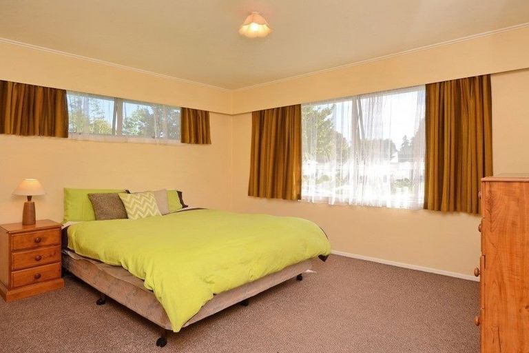 Photo of property in 2 Lotus Lane, Mangere East, Auckland, 2024