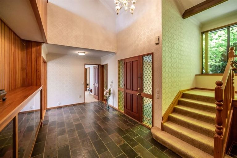 Photo of property in 28 Cricklewood Place, Avonhead, Christchurch, 8042