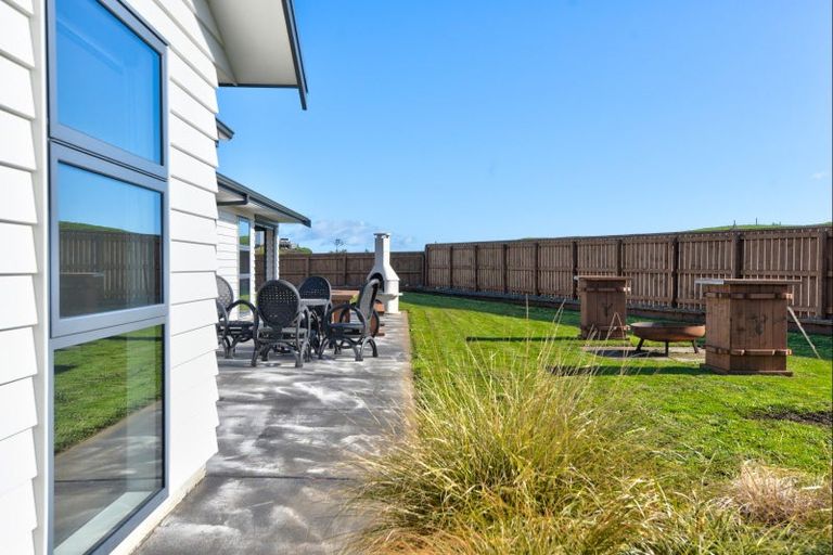 Photo of property in 4 Rosemount Road, Waverley, 4591