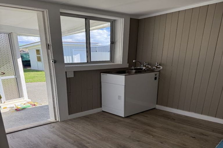 Photo of property in 553 Main North Road, Bay View, Napier, 4104