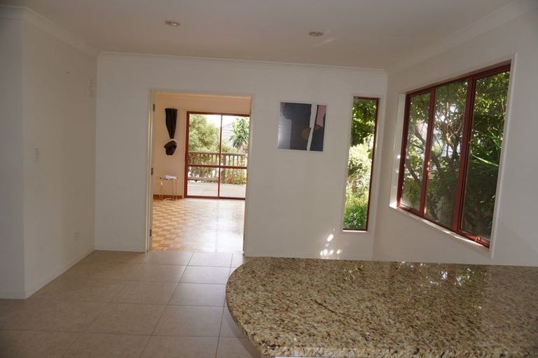 Photo of property in 72 Heathcote Road, Castor Bay, Auckland, 0620