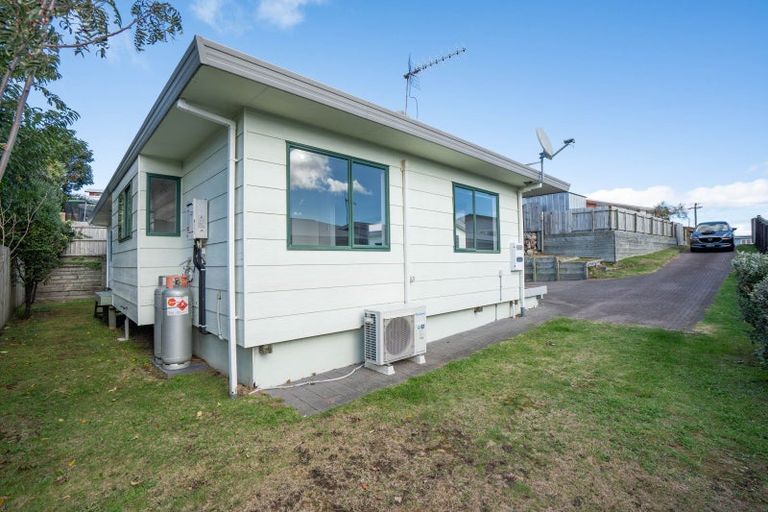 Photo of property in 32 Puriri Street, Hilltop, Taupo, 3330