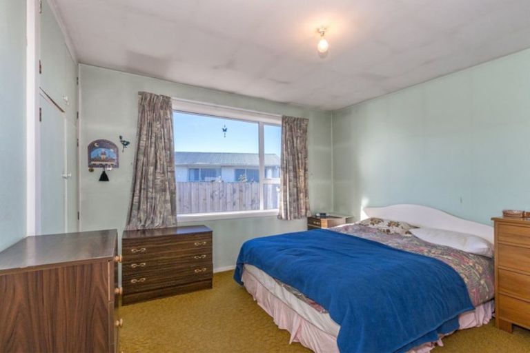 Photo of property in 15 Bermuda Drive, Hornby, Christchurch, 8042