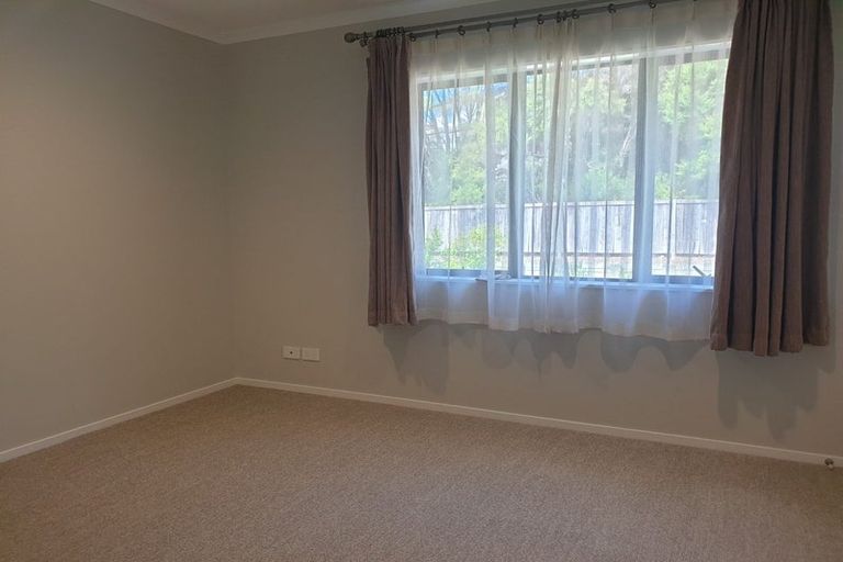 Photo of property in 47 Mackay Drive, Greenhithe, Auckland, 0632