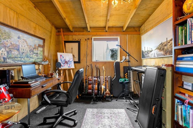 Photo of property in 100 Evans Road, South Head, Helensville, 0874
