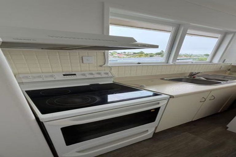 Photo of property in 40 Velma Road, Hillcrest, Auckland, 0627
