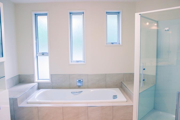 Photo of property in 60 Warren Street, Oamaru, 9400
