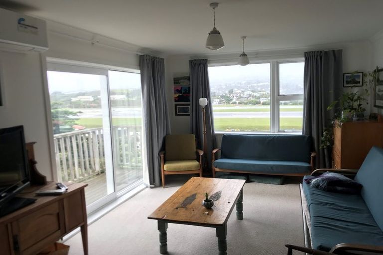 Photo of property in 21 Tirangi Road, Rongotai, Wellington, 6022