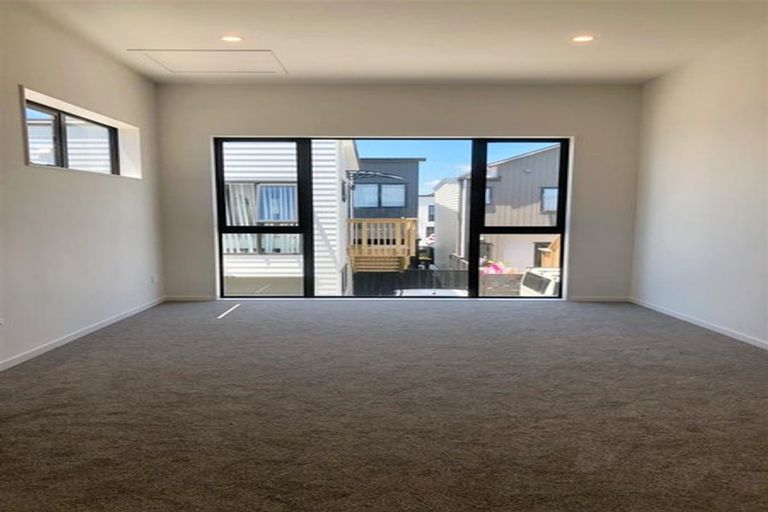 Photo of property in 50 Opoka Street, Papakura, 2110