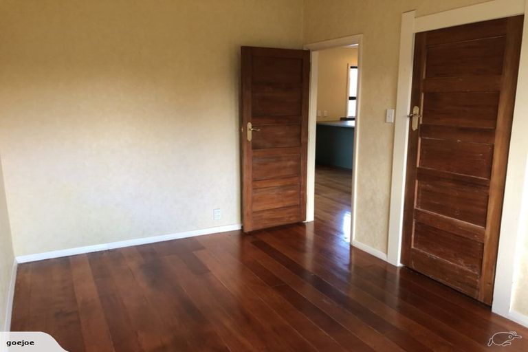 Photo of property in 41 Manawapou Road, Hawera, 4610