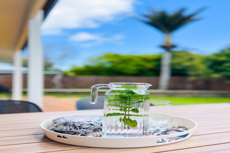 Photo of property in 21 Kohekohe Road, Waikanae, 5036