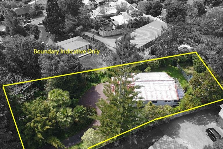 Photo of property in 40 Glamorgan Drive, Torbay, Auckland, 0630