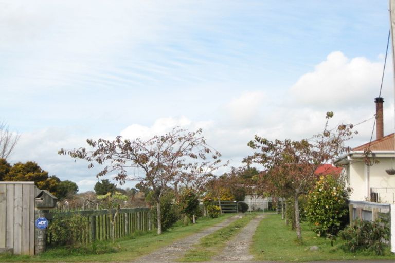 Photo of property in 39 Celia Street, Stratford, 4332