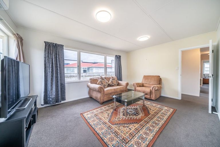 Photo of property in 9 Moohan Street, Wainuiomata, Lower Hutt, 5014