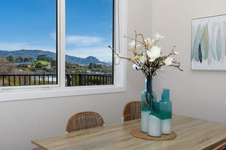 Photo of property in 1 Beth Lane, Katikati, 3129