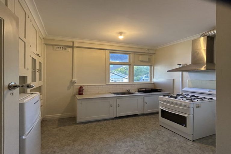 Photo of property in Elms Court Flats, 8/367 The Terrace, Te Aro, Wellington, 6011