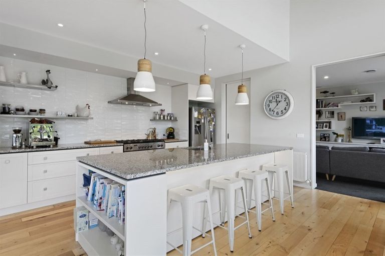 Photo of property in 30 Oakgrove Drive, Rangiora, 7400