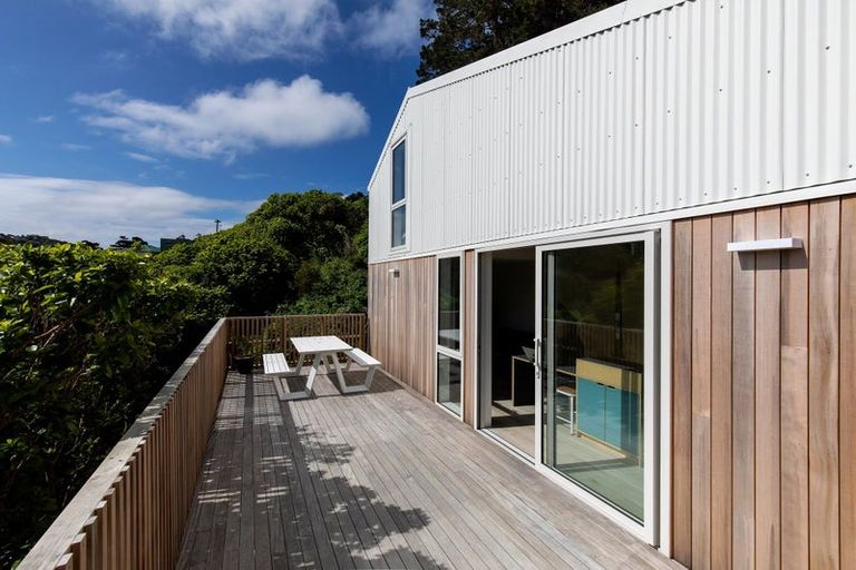 Photo of property in 7 Livingstone Street, Brooklyn, Wellington, 6021