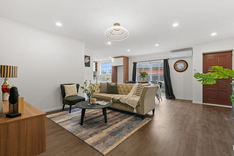 Photo of property in 197 Keri Vista Rise, Papakura, 2110