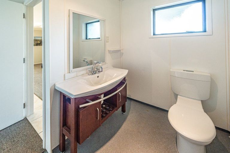 Photo of property in 18 Titter Place, Springvale, Whanganui, 4501