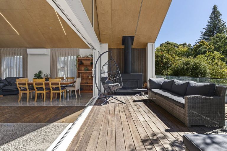 Photo of property in 6 Aubrey Street, New Plymouth, 4310