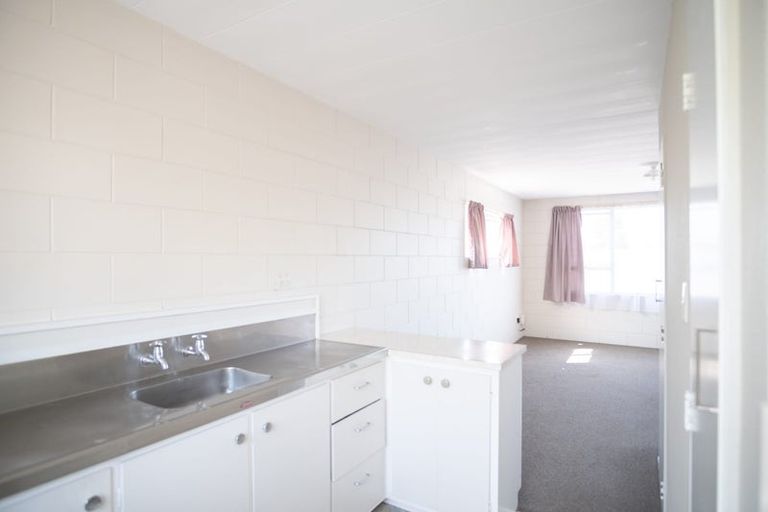 Photo of property in 8 Anzac Parade, Hamilton Central, Hamilton, 3204