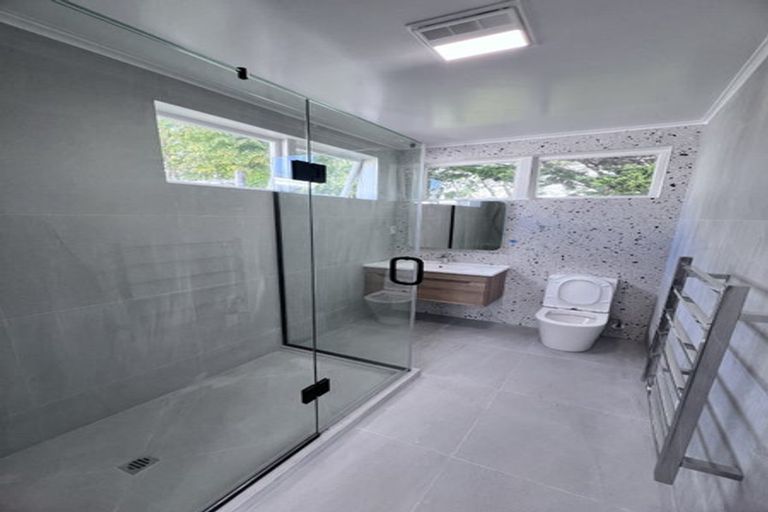 Photo of property in 8 Onepoto Road, Hauraki, Auckland, 0622