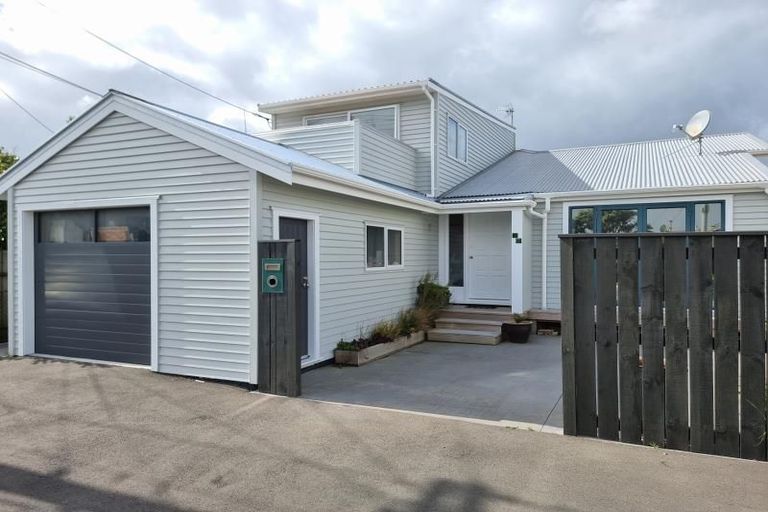 Photo of property in 74 Kauri Street, Miramar, Wellington, 6022