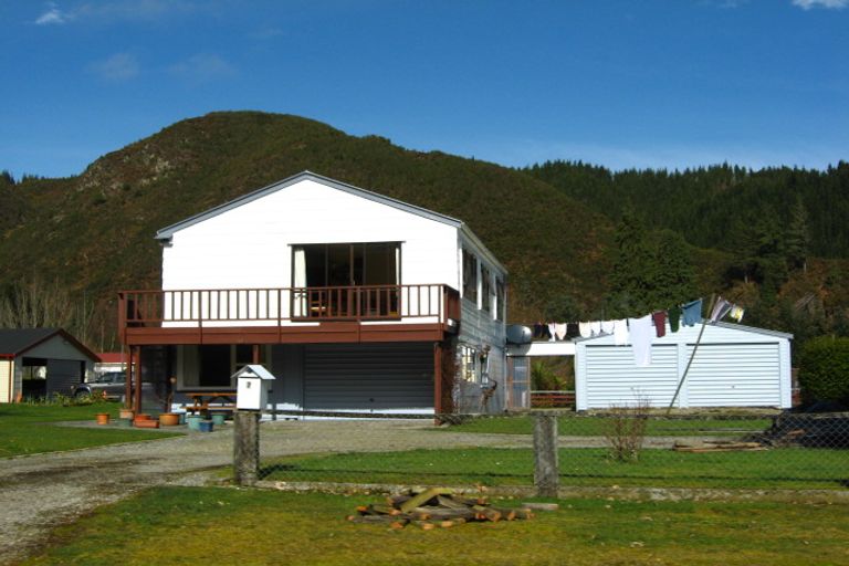 Photo of property in 5 Shiel Street, Reefton, 7830