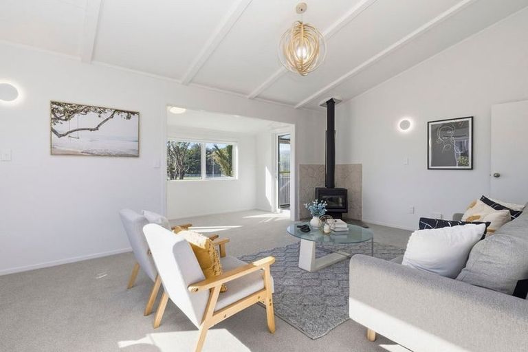 Photo of property in 24 Conclusion Street, Ascot Park, Porirua, 5024