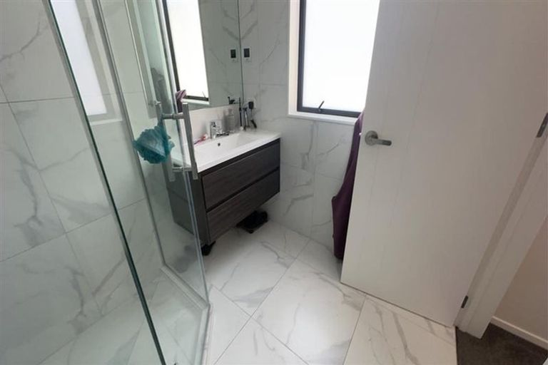 Photo of property in 84 Taikura Avenue, Red Beach, 0932