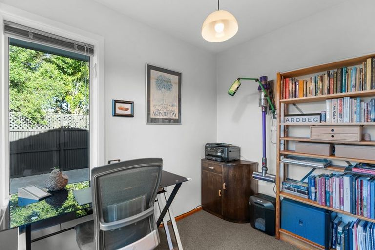 Photo of property in 27a Somerfield Street, Somerfield, Christchurch, 8024