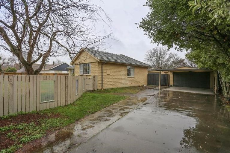 Photo of property in 6a Mendip Place, Casebrook, Christchurch, 8051