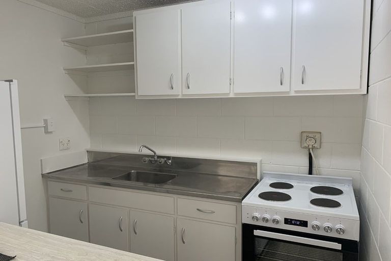 Photo of property in 4u2 Derby Street, Mount Victoria, Wellington, 6011