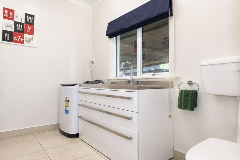 Photo of property in 15 Sinnamon Street, Reefton, 7830