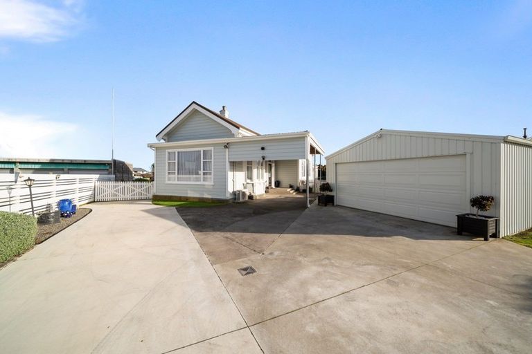 Photo of property in 107 Waihi Road, Hawera, 4610