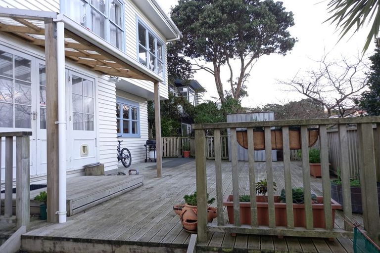 Photo of property in 155 Onslow Road, Khandallah, Wellington, 6035
