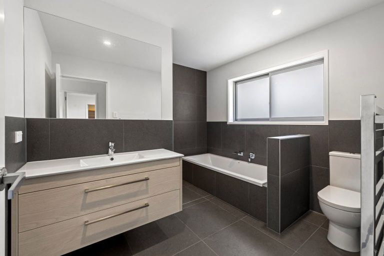 Photo of property in 45 Karioitahi Road, Waiuku, 2683